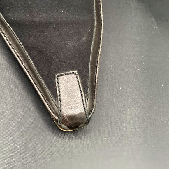 Donald J. Pliner Black Canvas & Leather Shoes - Picture 2 of 13